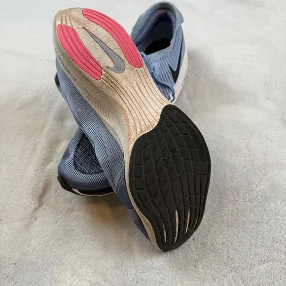 Nike Gray Athletic Shoes - Picture 10 of 11